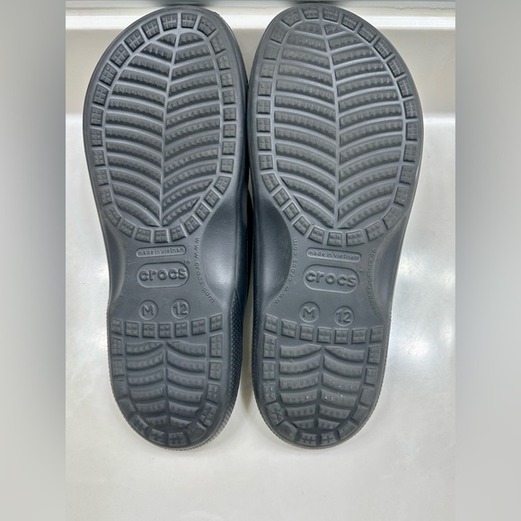 😃SOLD😃 CROCS Men’s Black Thong Flip Flops Sz M/ 12 - Picture 7 of 7